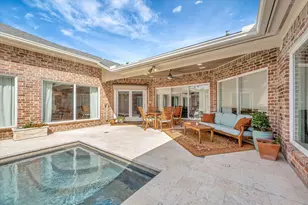 15510 Greens Cove Way, Houston, TX 77059 - Photo 7