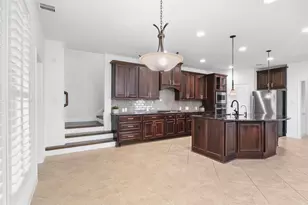 2405 Barton Shores Dr, Pearland, TX 77584 - Photo 7