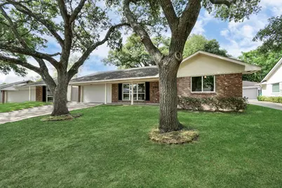 5010 Creekbend Drive, Houston, TX 77035 - Photo 5