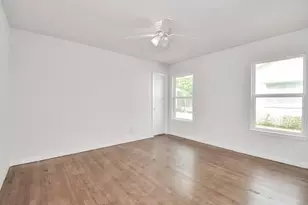 5010 Creekbend Dr, Houston, TX 77035 - Photo 25