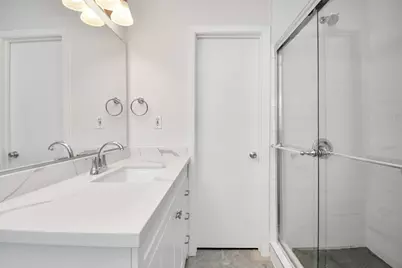 5010 Creekbend Drive, Houston, TX 77035 - Photo 21
