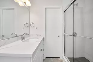 5010 Creekbend Dr, Houston, TX 77035 - Photo 21