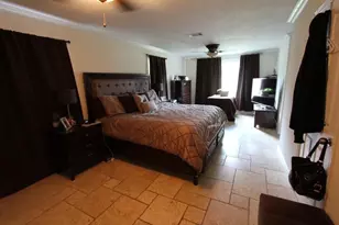 6517 Sivley St, Houston, TX 77055 - Photo 5