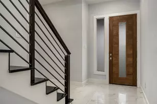 4934 Creekmont Dr, Houston, TX 77091 - Photo 3