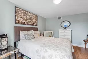 2122 Avenue K, Galveston, TX 77550 - Photo 31