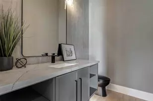 207 W 33rd St, Houston, TX 77018 - Photo 7