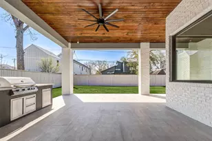 207 W 33rd St, Houston, TX 77018 - Photo 47