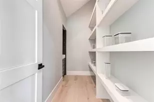 207 W 33rd St, Houston, TX 77018 - Photo 23