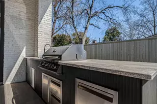 207 W 33rd St, Houston, TX 77018 - Photo 49