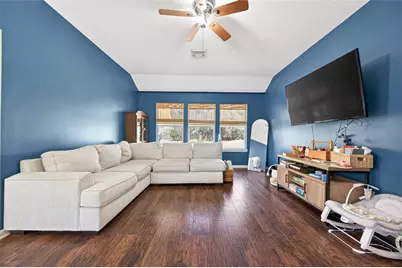 10391 Royal Magnolia Drive, Conroe, TX 77303 - Photo 3