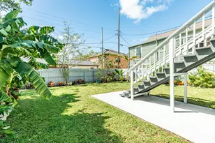 1625 Ave M 1/2, Galveston, TX 77550 - Photo 5