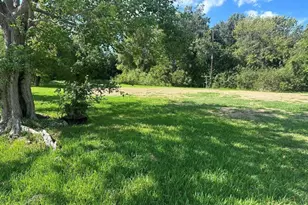 213 S Leroy St, Texas City, TX 77591 - Photo 1