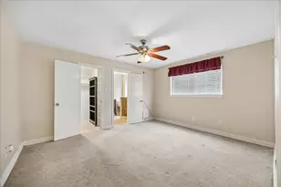 5542 Holly St, Houston, TX 77081 - Photo 3