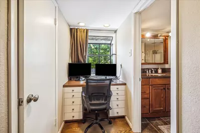 8956 Chatsworth Drive #8956, Houston, TX 77024 - Photo 23