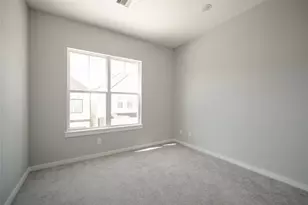 6712 Parker Grv Ln, Houston, TX 77076 - Photo 23