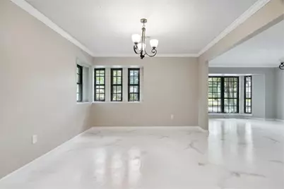 570 Roanoke Drive, Conroe, TX 77302 - Photo 11