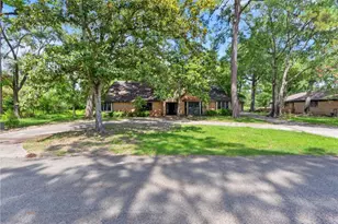 570 Roanoke Dr, Conroe, TX 77302 - Photo 25