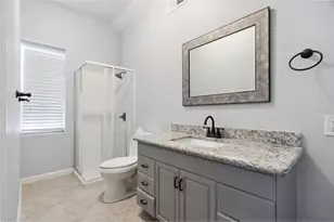 570 Roanoke Dr, Conroe, TX 77302 - Photo 13