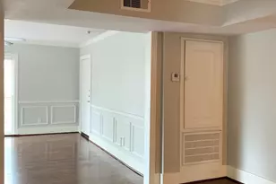 2423 Woodhead St, Houston, TX 77019 - Photo 11