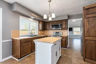 7119 Sandy Knolls Dr, Spring, TX 77379 - Photo 9