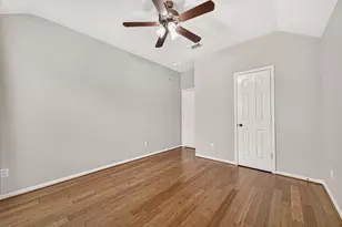 10411 Dewey Eve Ct, Houston, TX 77070 - Photo 39
