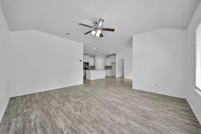 2326 Strong Horse Drive, Conroe, TX 77301 - Photo 7