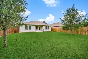 2326 Strong Horse Dr, Conroe, TX 77301 - Photo 33