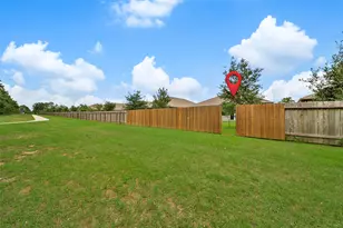 2326 Strong Horse Dr, Conroe, TX 77301 - Photo 33