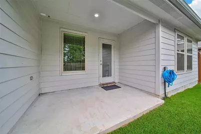 2326 Strong Horse Drive, Conroe, TX 77301 - Photo 31