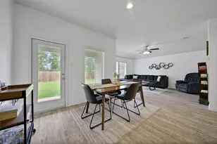 2326 Strong Horse Dr, Conroe, TX 77301 - Photo 13