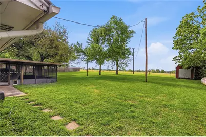 807 Standley Road, Madisonville, TX 77864 - Photo 33