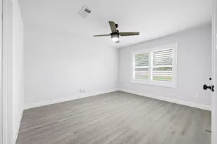 10019 Braes Forest Dr, Houston, TX 77071 - Photo 11
