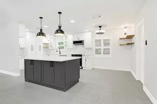 10019 Braes Forest Dr, Houston, TX 77071 - Photo 5