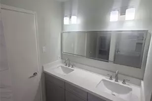 12911 Careywood Dr, Sugar Land, TX 77478 - Photo 11
