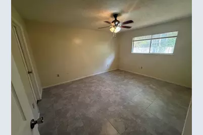 1610 Hazelwood Street, Conroe, TX 77301 - Photo 7