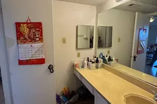 10555 Turtlewood Ct, Houston, TX 77072 - Photo 23