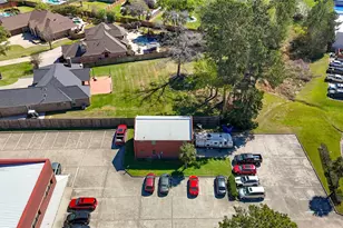 90 Beach Walk Blvd, Conroe, TX 77304 - Photo 5