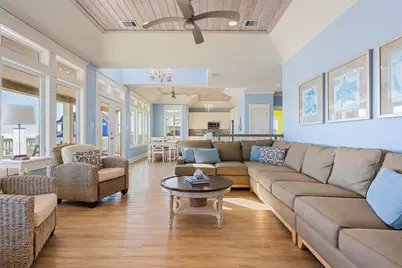 804 Eastview, Crystal Beach, TX 77650 - Photo 23