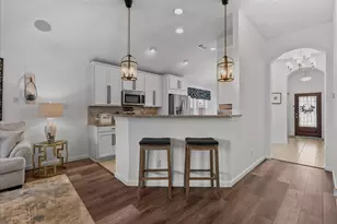 2120 Llerena Ln, League City, TX 77573 - Photo 9