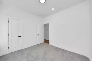 8106 Locksley St, Houston, TX 77078 - Photo 23
