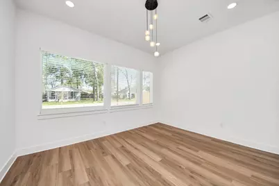 8106 Locksley Street, Houston, TX 77078 - Photo 13
