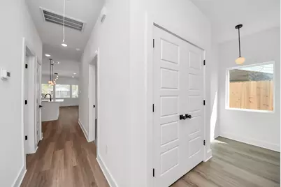 8106 Locksley Street, Houston, TX 77078 - Photo 25