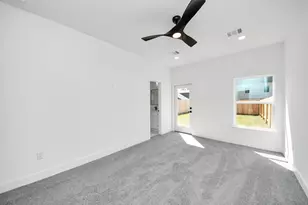 8106 Locksley St, Houston, TX 77078 - Photo 31