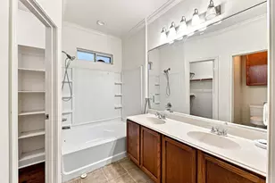 14334 Summer Garden Dr, Houston, TX 77083 - Photo 15