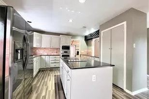 13122 Waldemere Dr, Houston, TX 77077 - Photo 7