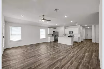 647 Delicate Arch Drive, Conroe, TX 77303 - Photo 13