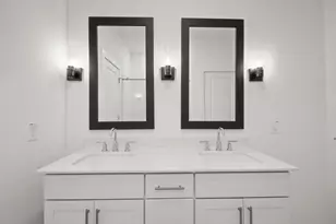 7811 Jade Crst Dr, Angleton, TX 77515 - Photo 15