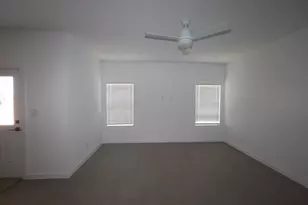 7811 Jade Crst Dr, Angleton, TX 77515 - Photo 5