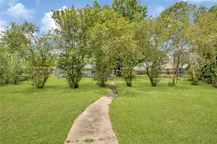 3202 McKinney Dr, La Marque, TX 77568 - Photo 17