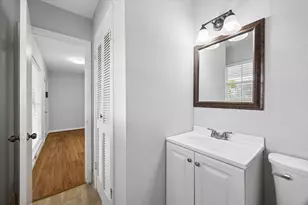 9025 Gaylord Dr, Houston, TX 77024 - Photo 9